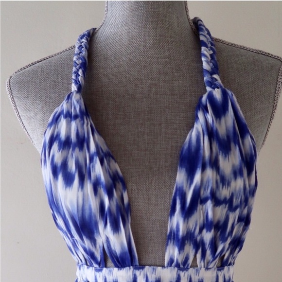 Vacation dress - Picture 2 of 14